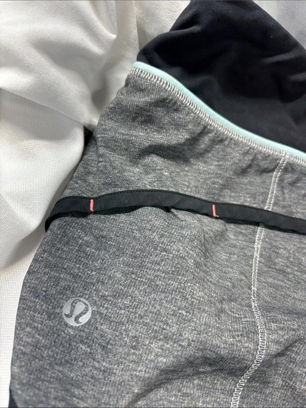 Lululemon Run Speed Up Short  Sweat-Wicking Fabric and Three-Pocket Waistband